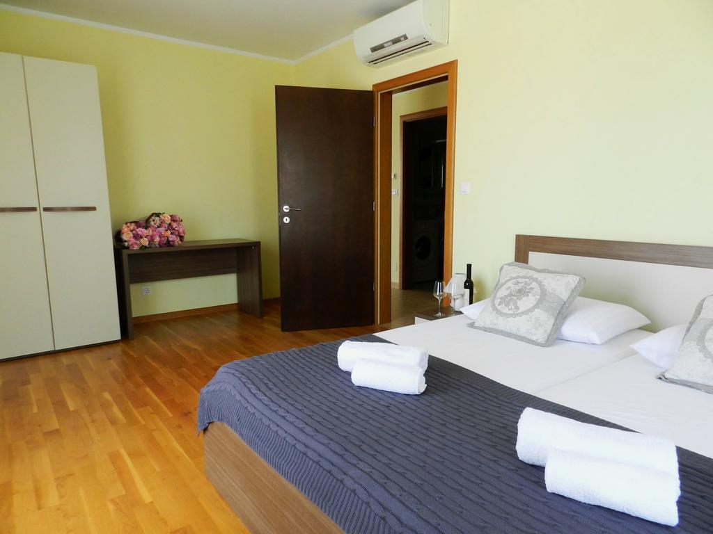 Smaragdna Villa Yourcroatiaholiday Премантура Экстерьер фото