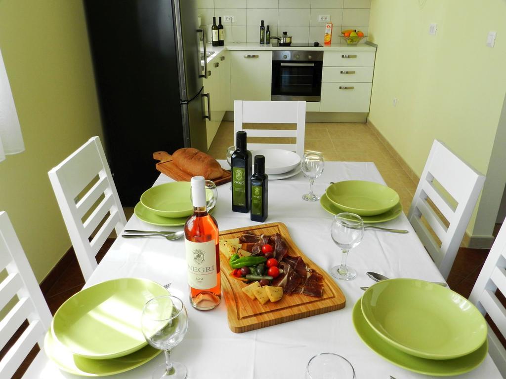 Smaragdna Villa Yourcroatiaholiday Премантура Экстерьер фото