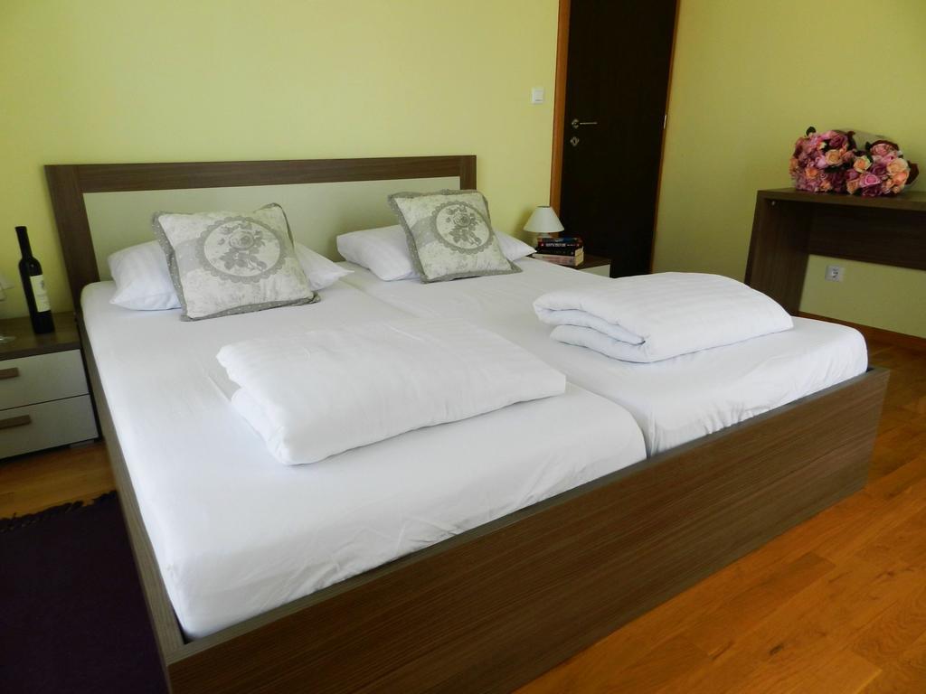 Smaragdna Villa Yourcroatiaholiday Премантура Экстерьер фото
