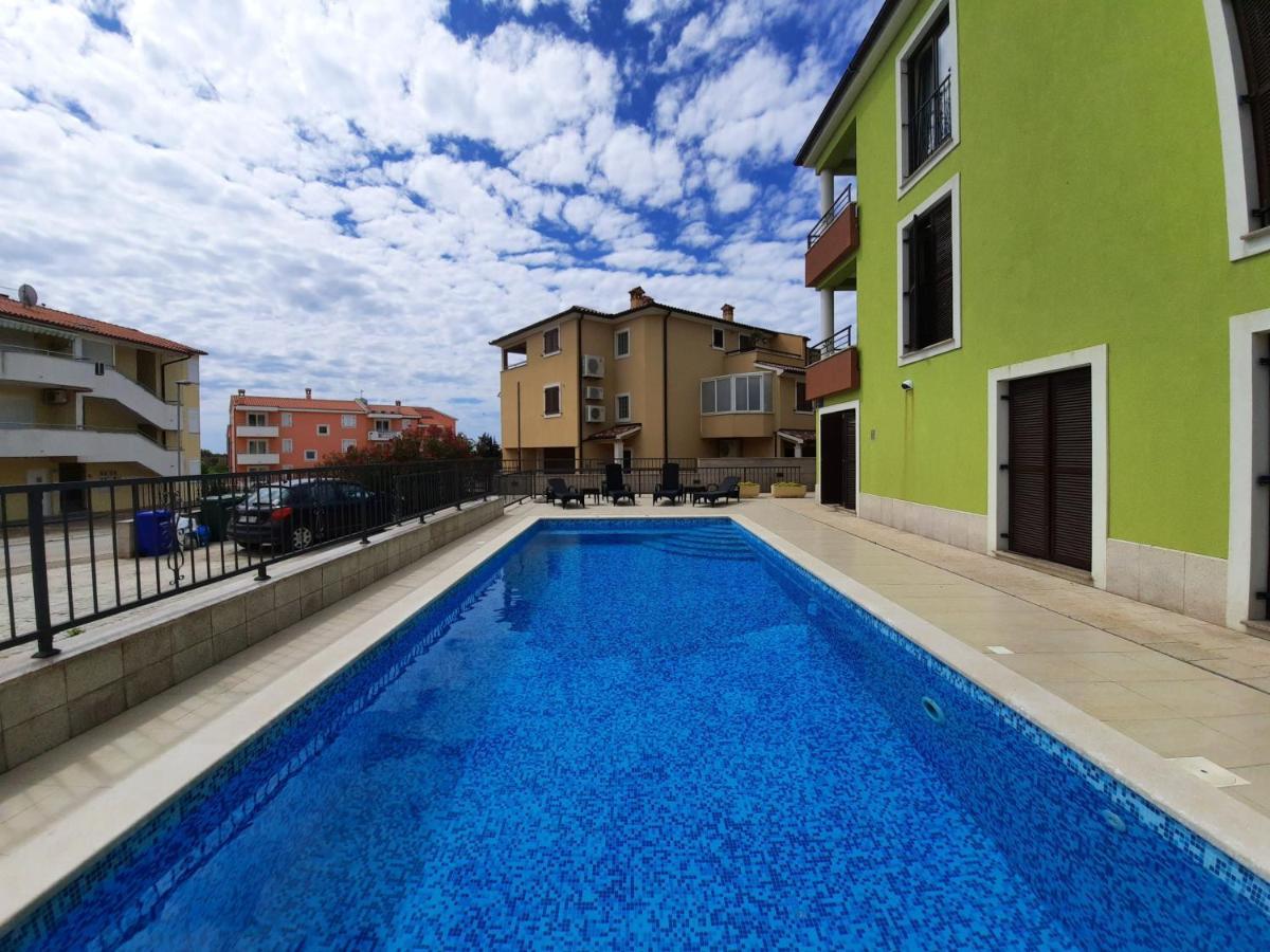 Smaragdna Villa Yourcroatiaholiday Премантура Экстерьер фото